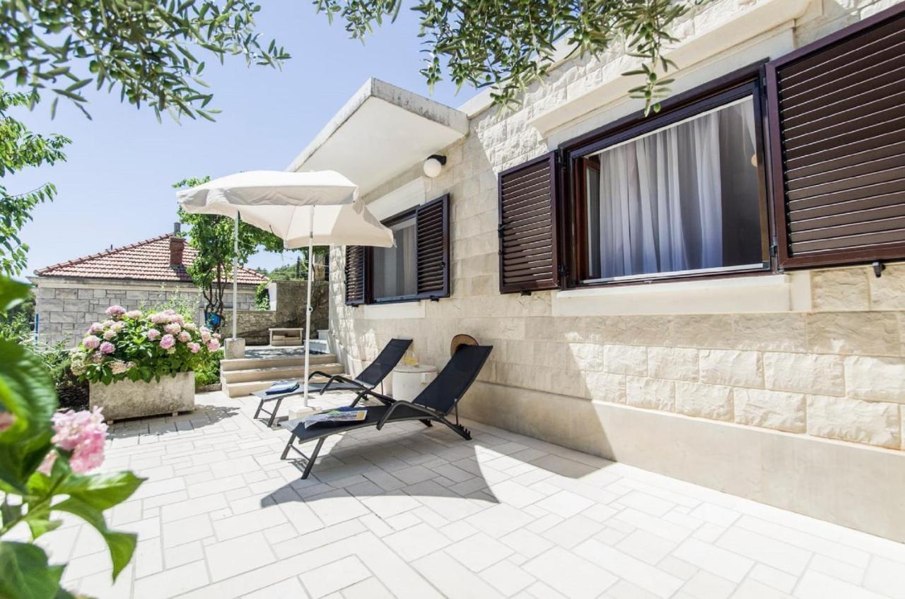 Holiday Home Villa Spilla Selca  Luaran gambar